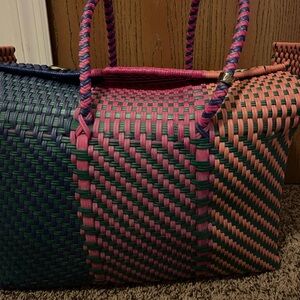 Mesh Wine/Picnic bag… Great for picnics or snack travel bag